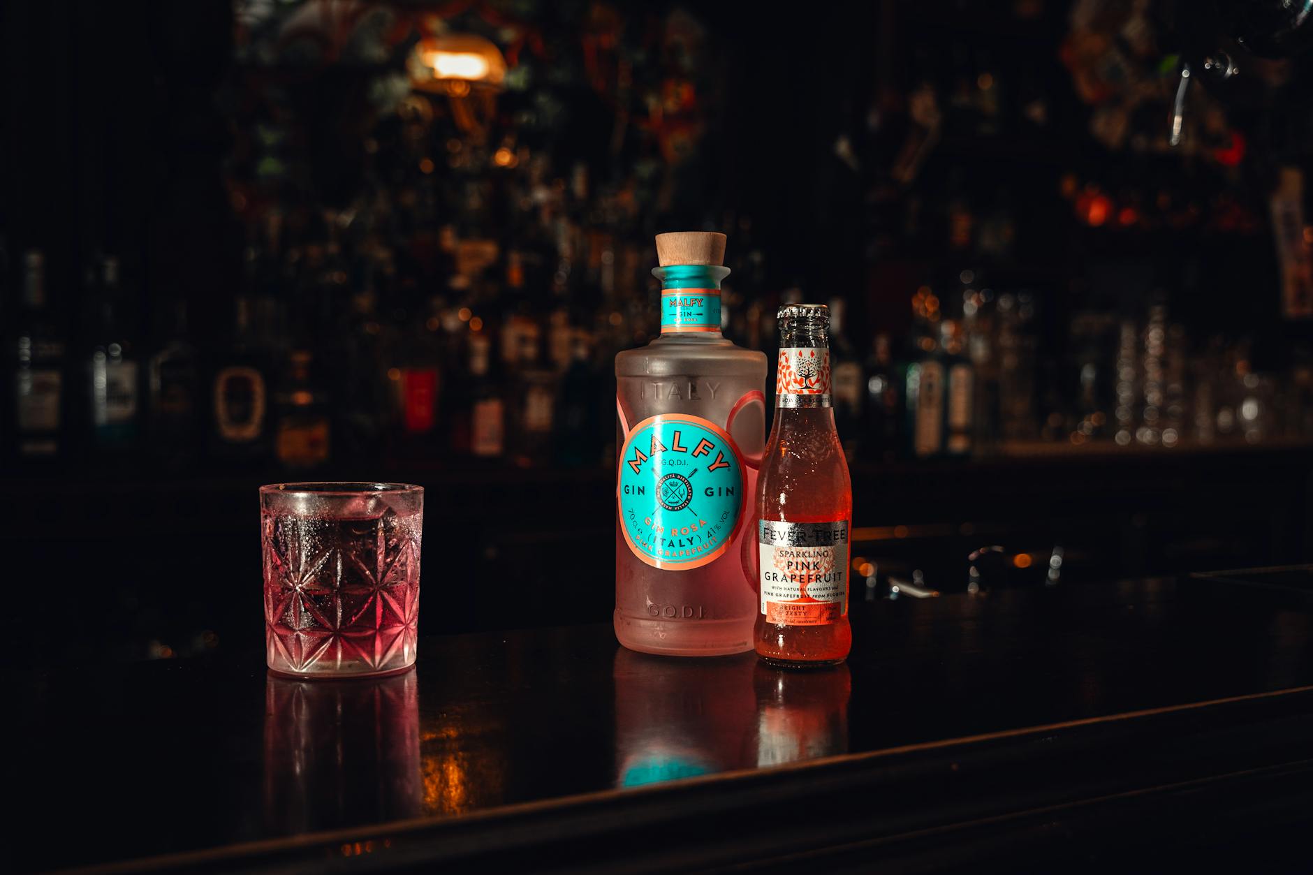 Gordon Gin: was ist Gin, wie schmeckt er und worauf kommt es beim Gin Tonic an?